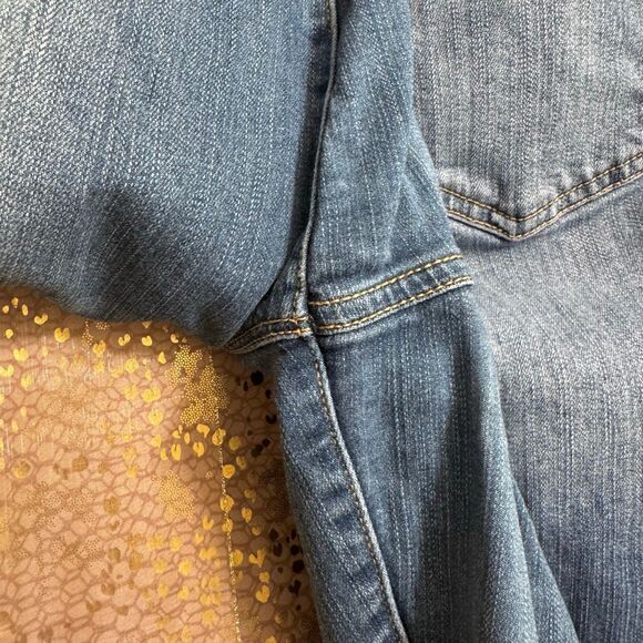 Torrid Sky High Skinny Premium Stretch Hi Rise Distressed Jeans 16 Regular - Picture 9 of 12